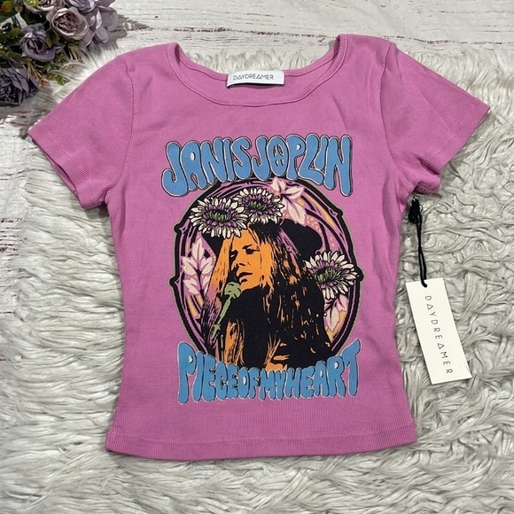 NWT Daydreamer Janis Joplin Piece Of My Heart Baby Tee Pink Retro Boho - Picture 2 of 9